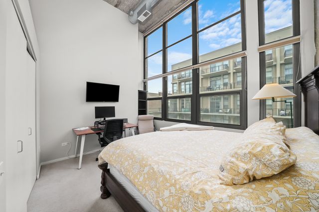 900 N Kingsbury Street 971, Chicago, IL 60610