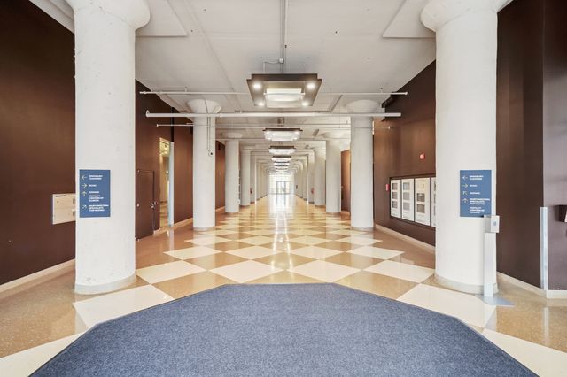 900 N Kingsbury Street 971, Chicago, IL 60610