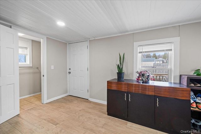 24 Rockwell Avenue, Middletown, NY 10940