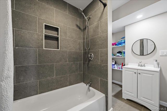 24 Rockwell Avenue, Middletown, NY 10940