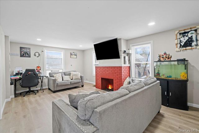 24 Rockwell Avenue, Middletown, NY 10940