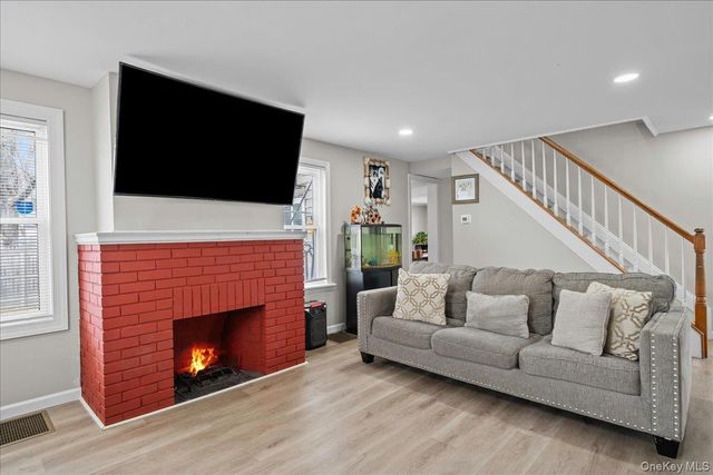 24 Rockwell Avenue, Middletown, NY 10940