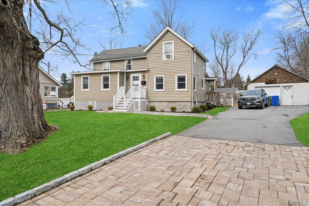 24 Rockwell Avenue, Middletown, NY 10940