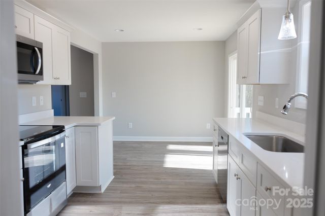 27 Maiden Lane, York, SC 29745