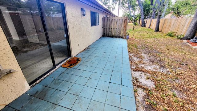 6262 142ND AVENUE N 905, Clearwater, FL 33760