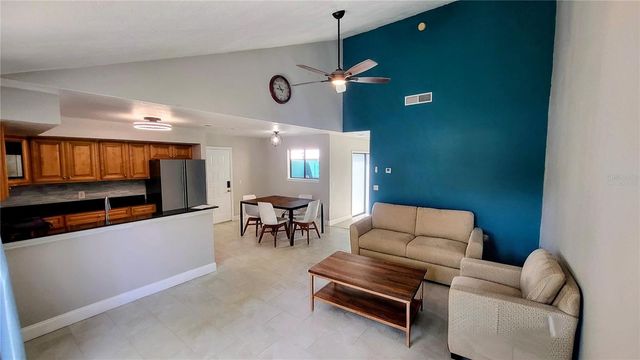 6262 142ND AVENUE N 905, Clearwater, FL 33760