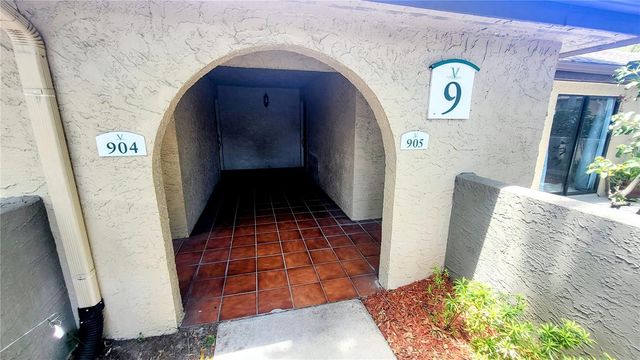 6262 142ND AVENUE N 905, Clearwater, FL 33760