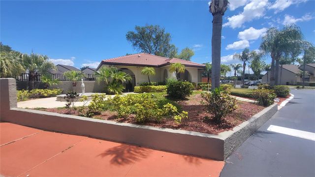 6262 142ND AVENUE N 905, Clearwater, FL 33760