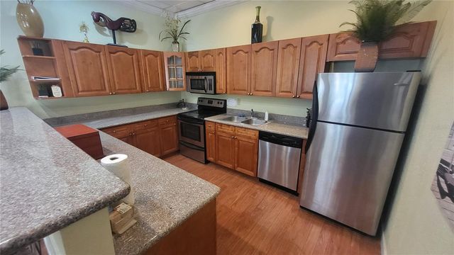 6262 142ND AVENUE N 905, Clearwater, FL 33760