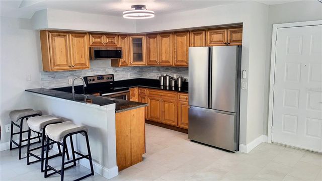 6262 142ND AVENUE N 905, Clearwater, FL 33760