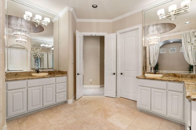 2807 Twin Fountains Drive, Houston, TX 77068