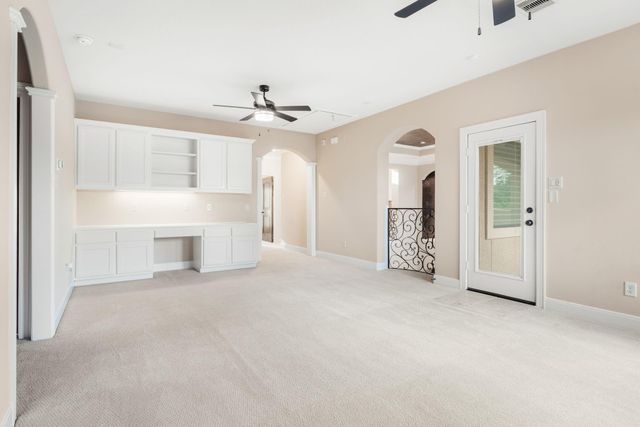 2807 Twin Fountains Drive, Houston, TX 77068