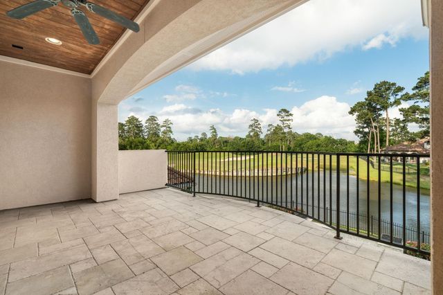 2807 Twin Fountains Drive, Houston, TX 77068