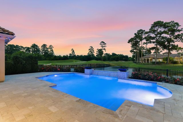 2807 Twin Fountains Drive, Houston, TX 77068