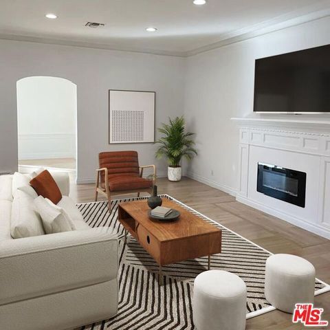 5419 Gentry Avenue, Valley Village, CA 91607