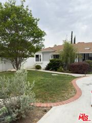 5419 Gentry Avenue, Valley Village, CA 91607