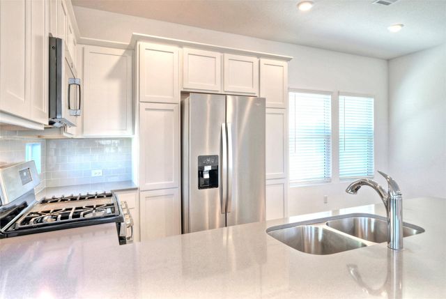 201 Rioja, Kyle, TX 78640