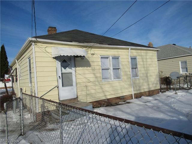 1403 Dawnwood, Parma, OH 44134