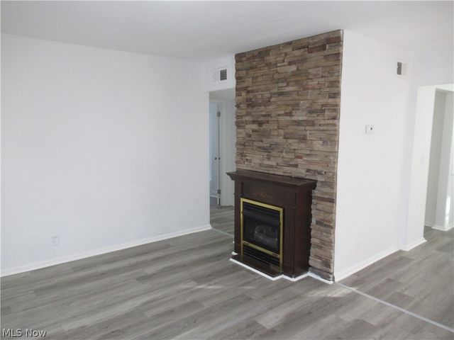 1403 Dawnwood, Parma, OH 44134