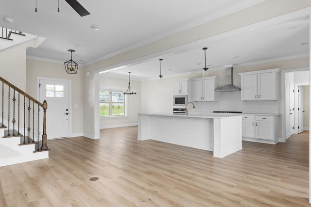 11787 Herons Haven Drive 100, Soddy Daisy, TN 37379