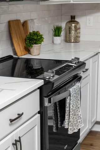 11787 Herons Haven Drive 100, Soddy Daisy, TN 37379