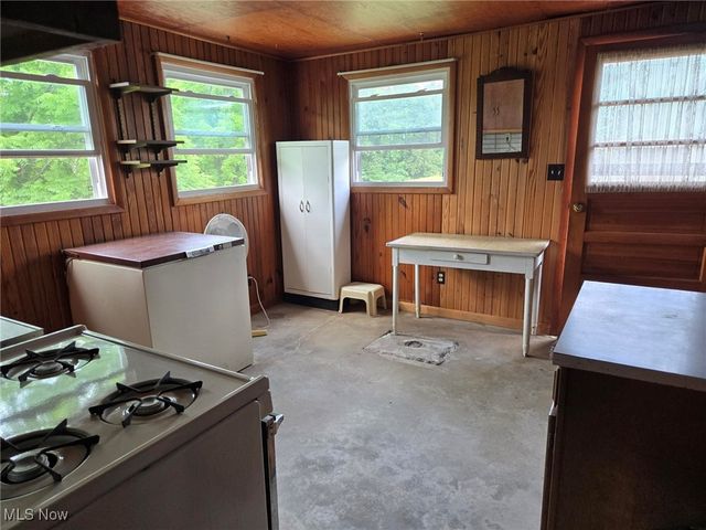 360 Glass Road, Malta, OH 43758