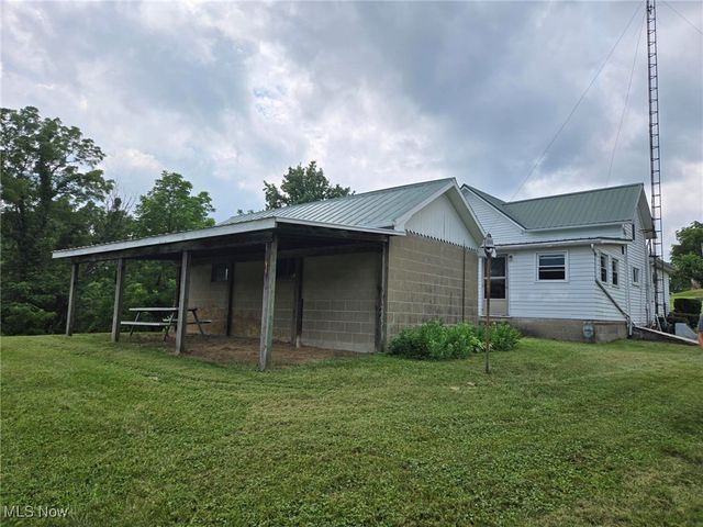 360 Glass Road, Malta, OH 43758