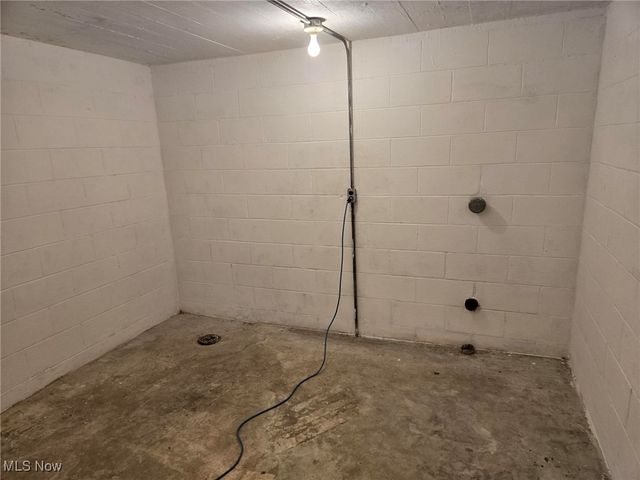 360 Glass Road, Malta, OH 43758