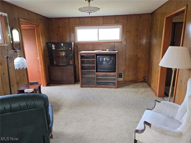 360 Glass Road, Malta, OH 43758