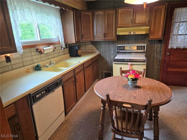 360 Glass Road, Malta, OH 43758