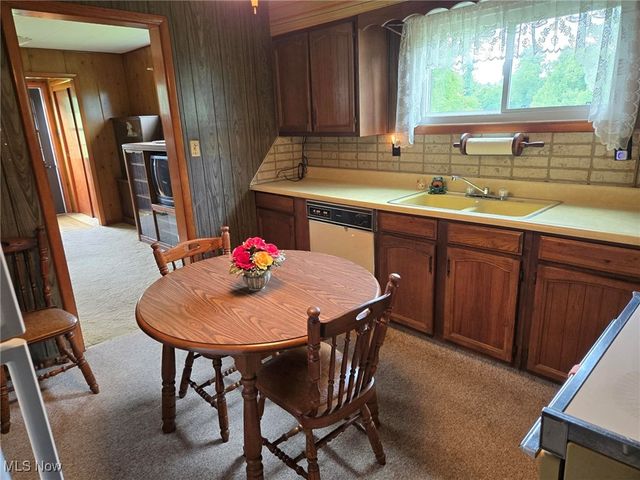 360 Glass Road, Malta, OH 43758