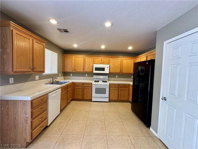 9362 Boulder Opal Avenue, Las Vegas, NV 89148