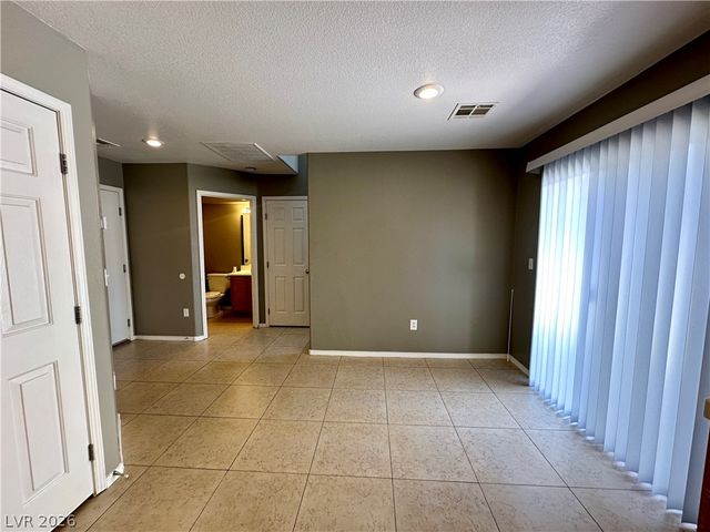 9362 Boulder Opal Avenue, Las Vegas, NV 89148