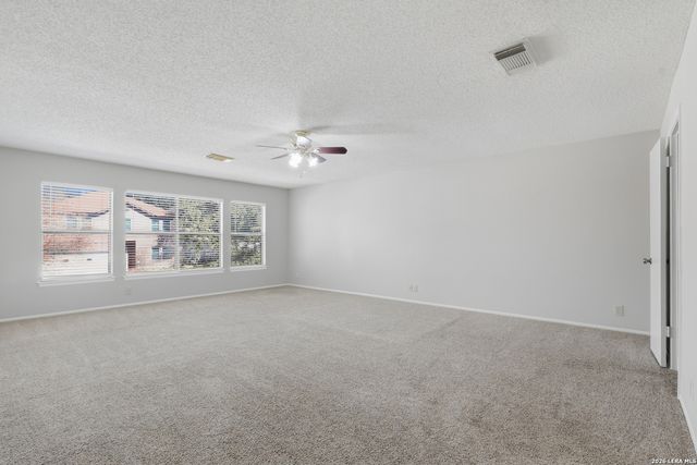 7846 Farlin Park Dr, San Antonio, TX 78249