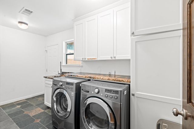 1526 Adkins Road, Houston, TX 77055