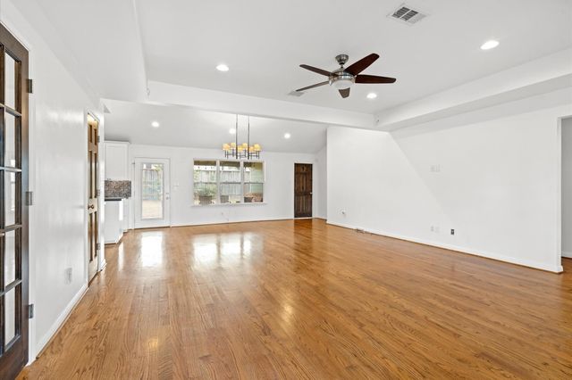 1526 Adkins Road, Houston, TX 77055