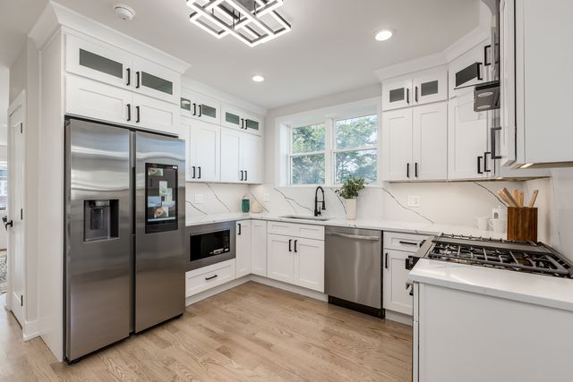 2629 N 77th Court, Elmwood Park, IL 60707