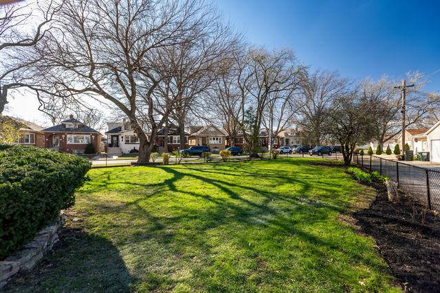 2629 N 77th Court, Elmwood Park, IL 60707