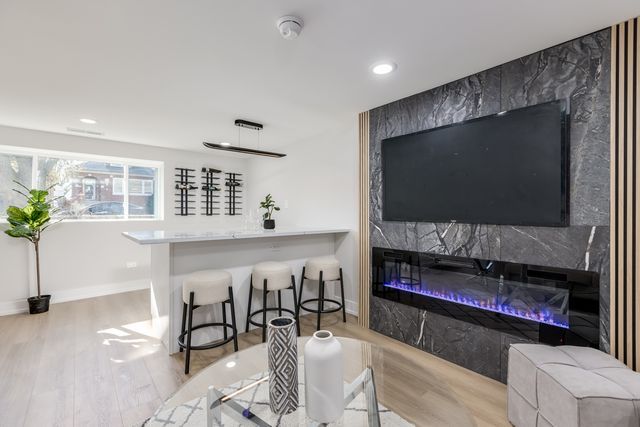 2629 N 77th Court, Elmwood Park, IL 60707