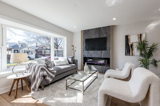 2629 N 77th Court, Elmwood Park, IL 60707