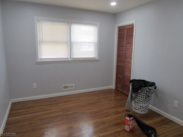 2 Evelyn Ct, Maplewood Twp., NJ 07040