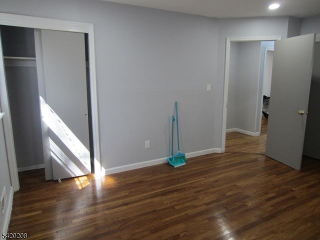 2 Evelyn Ct, Maplewood Twp., NJ 07040