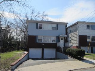 2 Evelyn Ct, Maplewood Twp., NJ 07040
