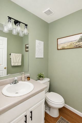 299 Ashbury Lane W 1526-2, Roselle, IL 60172