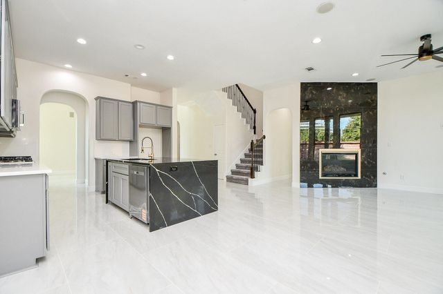 1123 Penny Worth Drive, Sugar Land, TX 77479