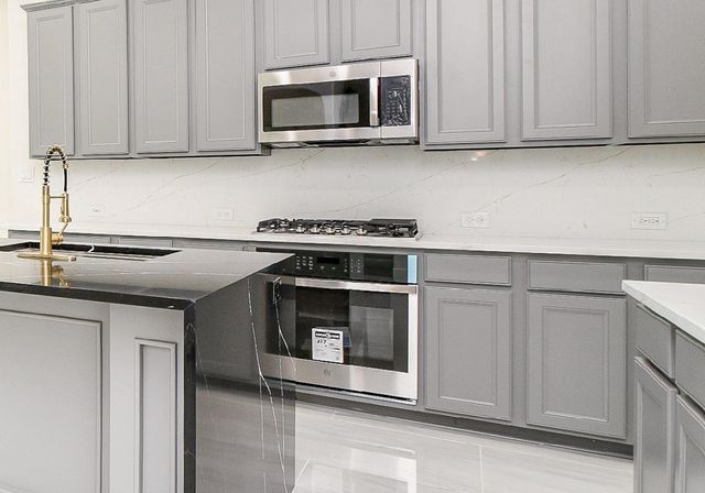 1123 Penny Worth Drive, Sugar Land, TX 77479