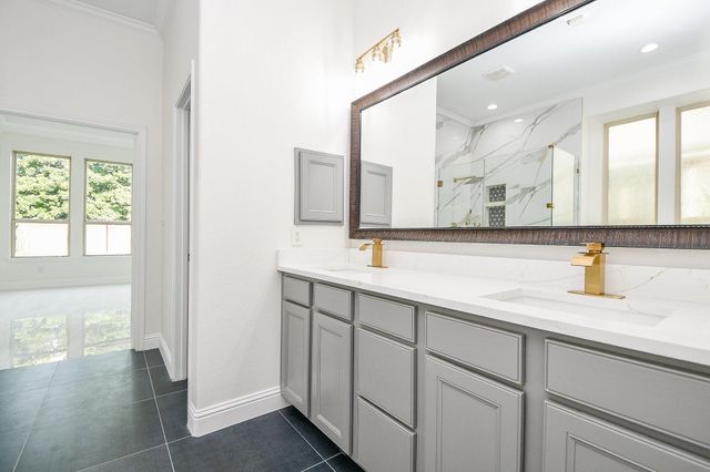 1123 Penny Worth Drive, Sugar Land, TX 77479