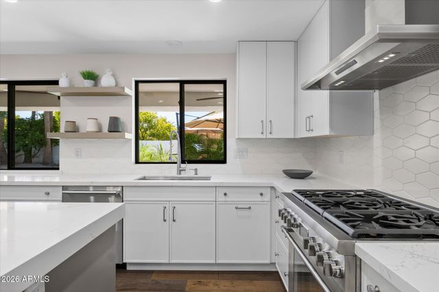 7522 E WOODSHIRE Cove, Scottsdale, AZ 85258