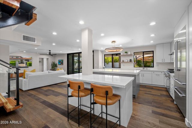7522 E WOODSHIRE Cove, Scottsdale, AZ 85258