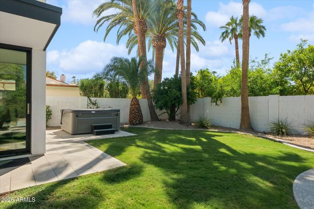 7522 E WOODSHIRE Cove, Scottsdale, AZ 85258